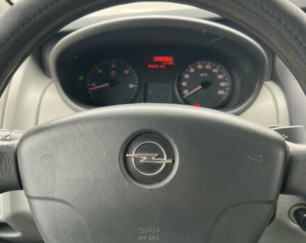 Опель Виваро 2013 в Киеве на Automoto.ua Белый Опель Виваро, объемом двигателя 2 л и пробегом 96 тыс. км за 13999 $, фото 5 на Automoto.ua