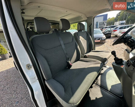 Белый Опель Виваро, объемом двигателя 2 л и пробегом 171 тыс. км за 14250 $, фото 18 на Automoto.ua