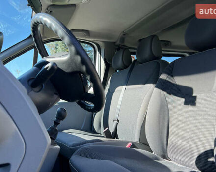 Белый Опель Виваро, объемом двигателя 2 л и пробегом 225 тыс. км за 13999 $, фото 8 на Automoto.ua