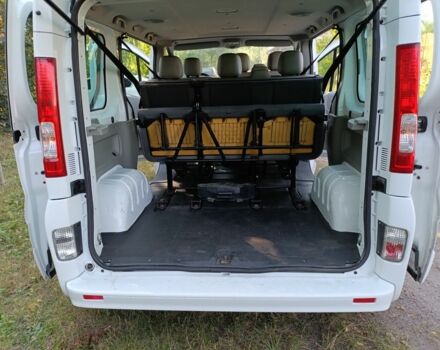 Белый Опель Виваро, объемом двигателя 2 л и пробегом 161 тыс. км за 13300 $, фото 9 на Automoto.ua