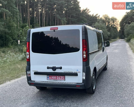 Белый Опель Виваро, объемом двигателя 2 л и пробегом 210 тыс. км за 12200 $, фото 61 на Automoto.ua