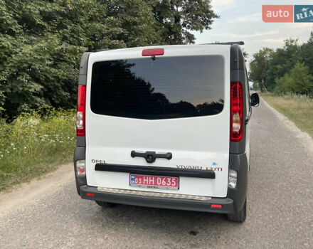Белый Опель Виваро, объемом двигателя 2 л и пробегом 210 тыс. км за 12200 $, фото 97 на Automoto.ua