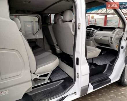 Белый Опель Виваро, объемом двигателя 2 л и пробегом 290 тыс. км за 13650 $, фото 18 на Automoto.ua