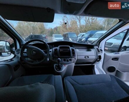 Опель Виваро 2013 в Дубно на Automoto.ua Белый Опель Виваро, объемом двигателя 2 л и пробегом 209 тыс. км за 13900 $, фото 16 на Automoto.ua