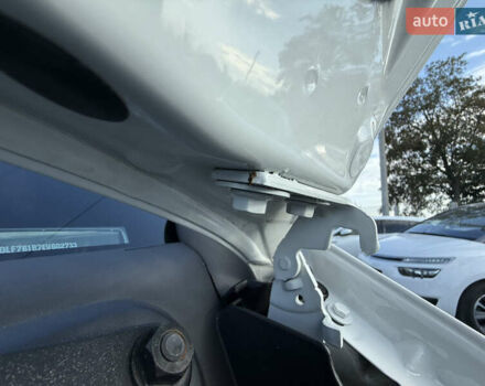 Белый Опель Виваро, объемом двигателя 2 л и пробегом 119 тыс. км за 14300 $, фото 46 на Automoto.ua