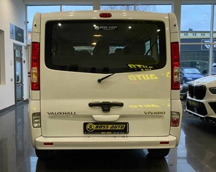 Белый Опель Виваро, объемом двигателя 2 л и пробегом 160 тыс. км за 13600 $, фото 5 на Automoto.ua