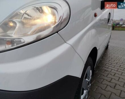 Белый Опель Виваро, объемом двигателя 2 л и пробегом 290 тыс. км за 13200 $, фото 9 на Automoto.ua