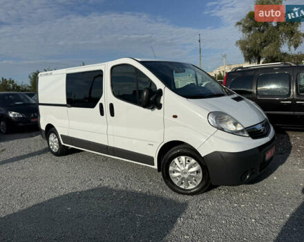 Белый Опель Виваро, объемом двигателя 2 л и пробегом 119 тыс. км за 14300 $, фото 8 на Automoto.ua