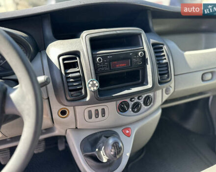 Опель Віваро 2014 у Рівному на Automoto.ua Білий Опель Віваро, об'ємом двигуна 2 л та пробігом 210 тис. км за 13950 $, фото 15 на Automoto.ua