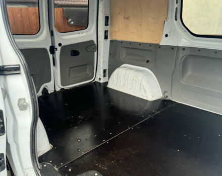 Белый Опель Виваро, объемом двигателя 2 л и пробегом 202 тыс. км за 10500 $, фото 17 на Automoto.ua