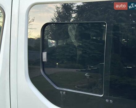 Белый Опель Виваро, объемом двигателя 1.6 л и пробегом 215 тыс. км за 17450 $, фото 23 на Automoto.ua