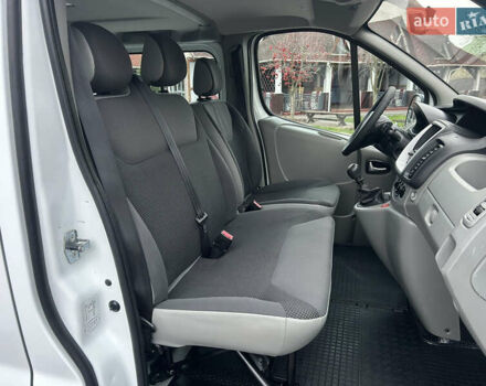 Белый Опель Виваро, объемом двигателя 2 л и пробегом 198 тыс. км за 15399 $, фото 48 на Automoto.ua