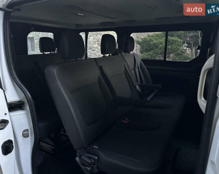 Белый Опель Виваро, объемом двигателя 1.6 л и пробегом 215 тыс. км за 17450 $, фото 15 на Automoto.ua