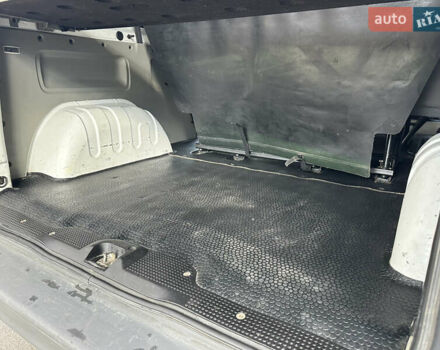 Білий Опель Віваро, об'ємом двигуна 2 л та пробігом 261 тис. км за 14700 $, фото 44 на Automoto.ua