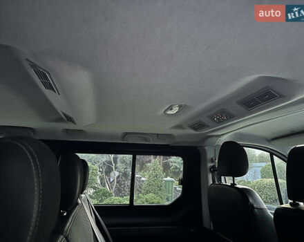 Белый Опель Виваро, объемом двигателя 1.6 л и пробегом 215 тыс. км за 17450 $, фото 19 на Automoto.ua