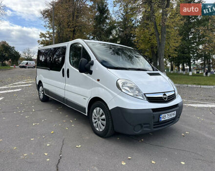 Білий Опель Віваро, об'ємом двигуна 2 л та пробігом 261 тис. км за 14700 $, фото 24 на Automoto.ua
