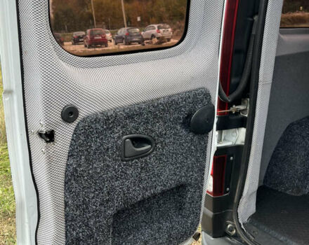 Опель Віваро 2014 у Львові на Automoto.ua Білий Опель Віваро, об'ємом двигуна 1.6 л та пробігом 280 тис. км за 344 $, фото 11 на Automoto.ua