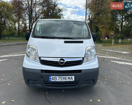 Білий Опель Віваро, об'ємом двигуна 2 л та пробігом 261 тис. км за 14700 $, фото 22 на Automoto.ua