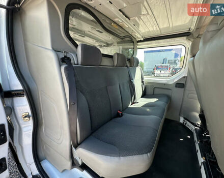 Опель Віваро 2014 у Рівному на Automoto.ua Білий Опель Віваро, об'ємом двигуна 2 л та пробігом 210 тис. км за 13950 $, фото 23 на Automoto.ua