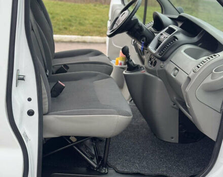 Белый Опель Виваро, объемом двигателя 2 л и пробегом 187 тыс. км за 15333 $, фото 20 на Automoto.ua