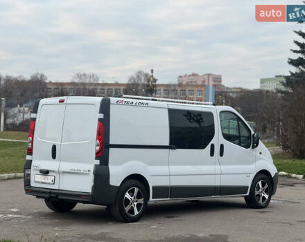 Белый Опель Виваро, объемом двигателя 2 л и пробегом 187 тыс. км за 15333 $, фото 9 на Automoto.ua