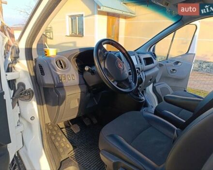 Белый Опель Виваро, объемом двигателя 1.6 л и пробегом 270 тыс. км за 13200 $, фото 6 на Automoto.ua