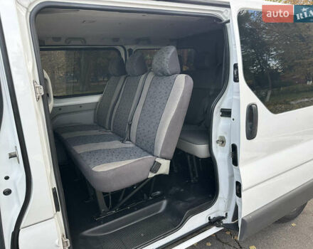 Білий Опель Віваро, об'ємом двигуна 2 л та пробігом 261 тис. км за 14700 $, фото 35 на Automoto.ua