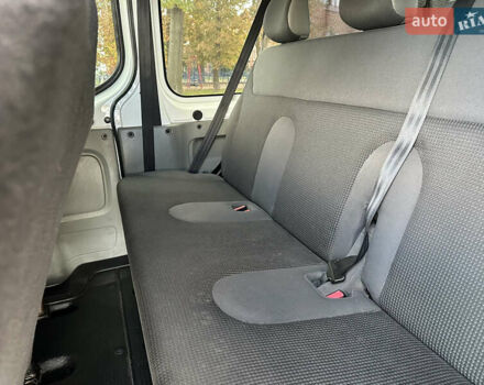 Білий Опель Віваро, об'ємом двигуна 2 л та пробігом 261 тис. км за 14700 $, фото 37 на Automoto.ua