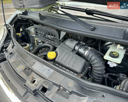 Білий Опель Віваро, об'ємом двигуна 2 л та пробігом 261 тис. км за 14700 $, фото 60 на Automoto.ua