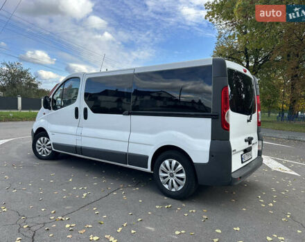 Білий Опель Віваро, об'ємом двигуна 2 л та пробігом 261 тис. км за 14700 $, фото 19 на Automoto.ua