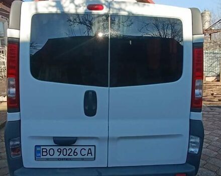 Белый Опель Виваро, объемом двигателя 2 л и пробегом 233 тыс. км за 13000 $, фото 7 на Automoto.ua