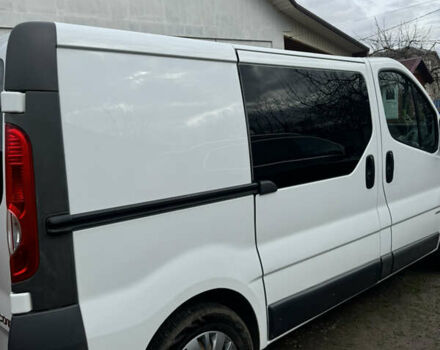 Белый Опель Виваро, объемом двигателя 2 л и пробегом 202 тыс. км за 10500 $, фото 6 на Automoto.ua