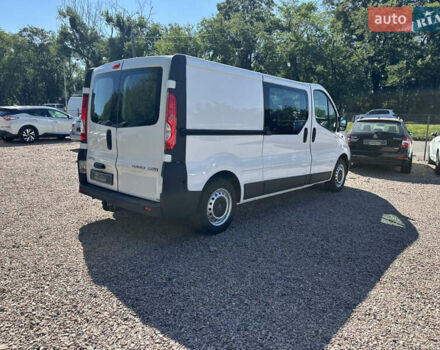 Опель Віваро 2014 у Рівному на Automoto.ua Білий Опель Віваро, об'ємом двигуна 2 л та пробігом 210 тис. км за 13950 $, фото 8 на Automoto.ua