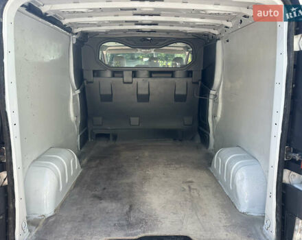 Опель Віваро 2014 у Рівному на Automoto.ua Білий Опель Віваро, об'ємом двигуна 2 л та пробігом 210 тис. км за 13950 $, фото 26 на Automoto.ua