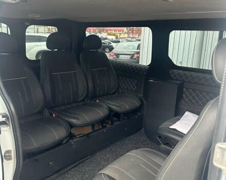 Белый Опель Виваро, объемом двигателя 1.6 л и пробегом 260 тыс. км за 16000 $, фото 15 на Automoto.ua