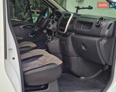 Белый Опель Виваро, объемом двигателя 1.6 л и пробегом 192 тыс. км за 14990 $, фото 40 на Automoto.ua