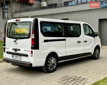 Белый Опель Виваро, объемом двигателя 1.6 л и пробегом 186 тыс. км за 15500 $, фото 6 на Automoto.ua