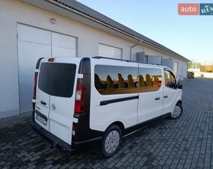 Белый Опель Виваро, объемом двигателя 1.6 л и пробегом 430 тыс. км за 11800 $, фото 10 на Automoto.ua