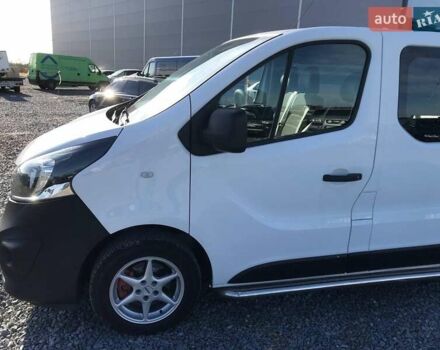 Белый Опель Виваро, объемом двигателя 1.6 л и пробегом 196 тыс. км за 14990 $, фото 9 на Automoto.ua