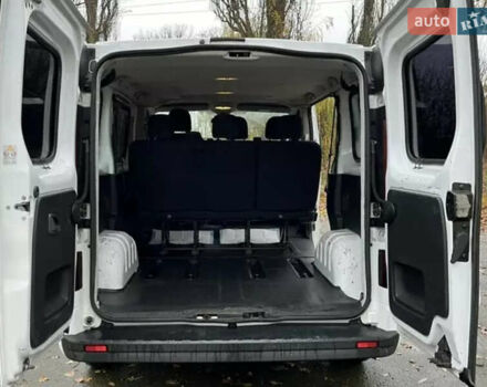Білий Опель Віваро, об'ємом двигуна 1.6 л та пробігом 254 тис. км за 15400 $, фото 3 на Automoto.ua
