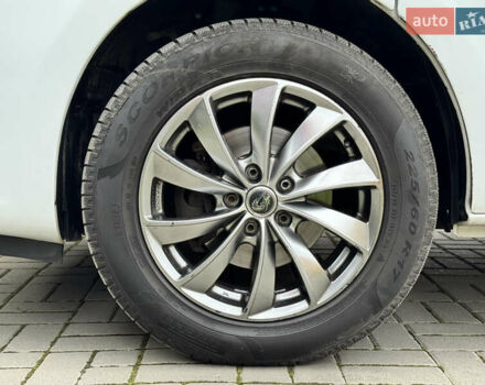 Белый Опель Виваро, объемом двигателя 1.6 л и пробегом 186 тыс. км за 15500 $, фото 12 на Automoto.ua