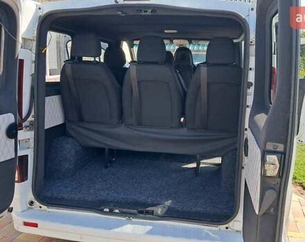 Белый Опель Виваро, объемом двигателя 1.6 л и пробегом 172 тыс. км за 15200 $, фото 7 на Automoto.ua