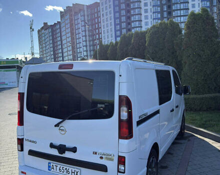 Білий Опель Віваро, об'ємом двигуна 1.6 л та пробігом 243 тис. км за 16200 $, фото 14 на Automoto.ua