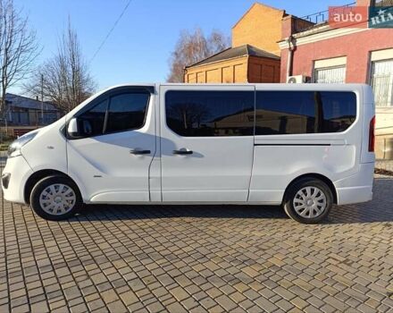 Білий Опель Віваро, об'ємом двигуна 1.6 л та пробігом 188 тис. км за 15700 $, фото 3 на Automoto.ua