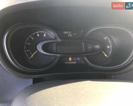 Белый Опель Виваро, объемом двигателя 1.6 л и пробегом 196 тыс. км за 14990 $, фото 16 на Automoto.ua