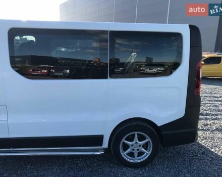 Белый Опель Виваро, объемом двигателя 1.6 л и пробегом 196 тыс. км за 14990 $, фото 11 на Automoto.ua