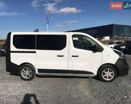 Белый Опель Виваро, объемом двигателя 1.6 л и пробегом 196 тыс. км за 14990 $, фото 4 на Automoto.ua