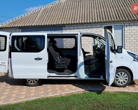 Белый Опель Виваро, объемом двигателя 1.6 л и пробегом 172 тыс. км за 15200 $, фото 3 на Automoto.ua