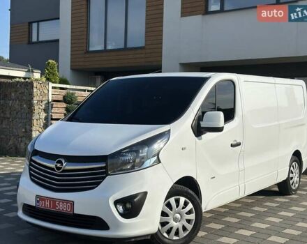 Белый Опель Виваро, объемом двигателя 1.6 л и пробегом 265 тыс. км за 12500 $, фото 5 на Automoto.ua