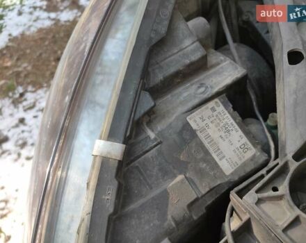 Белый Опель Виваро, объемом двигателя 1.6 л и пробегом 389 тыс. км за 12100 $, фото 2 на Automoto.ua